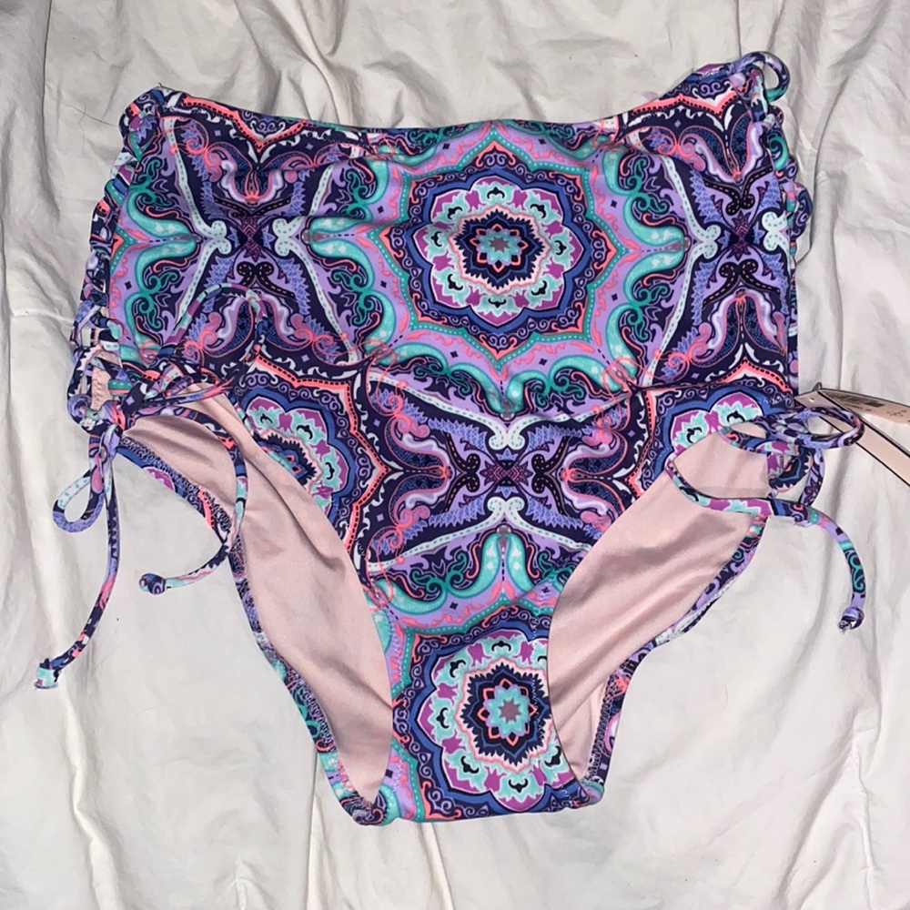 Victoria’s Secret Aztec geo highwaist  swim bottoms new medium m